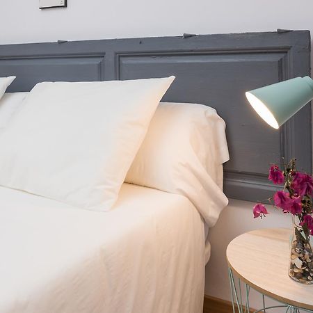 Apartamentos Paseo De La Farola Málaga Buitenkant foto