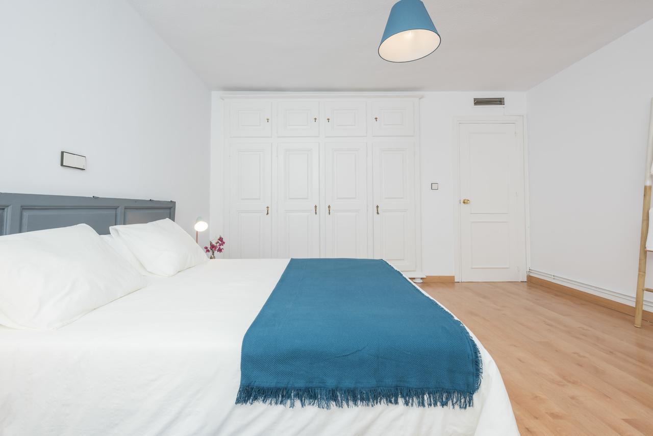 Apartamentos Paseo De La Farola Málaga Buitenkant foto
