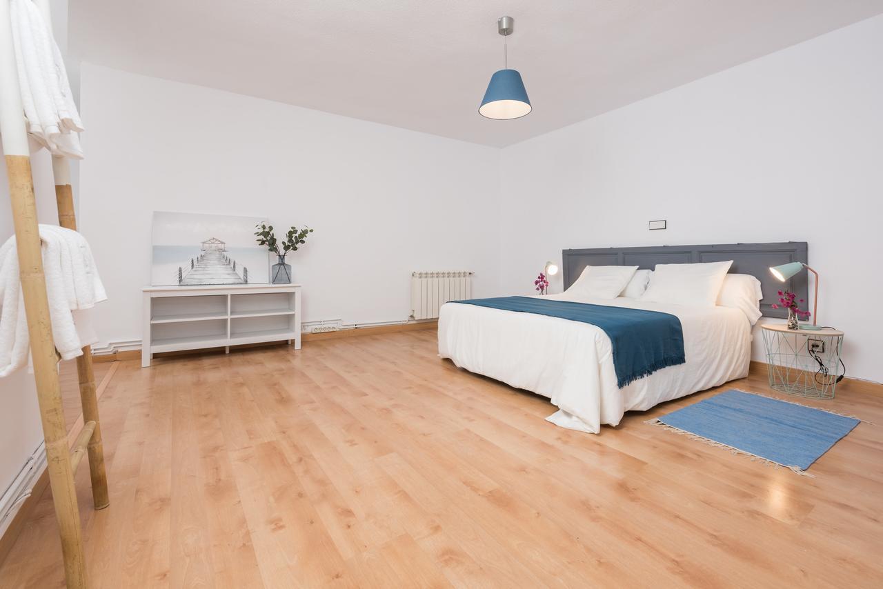 Apartamentos Paseo De La Farola Málaga Buitenkant foto