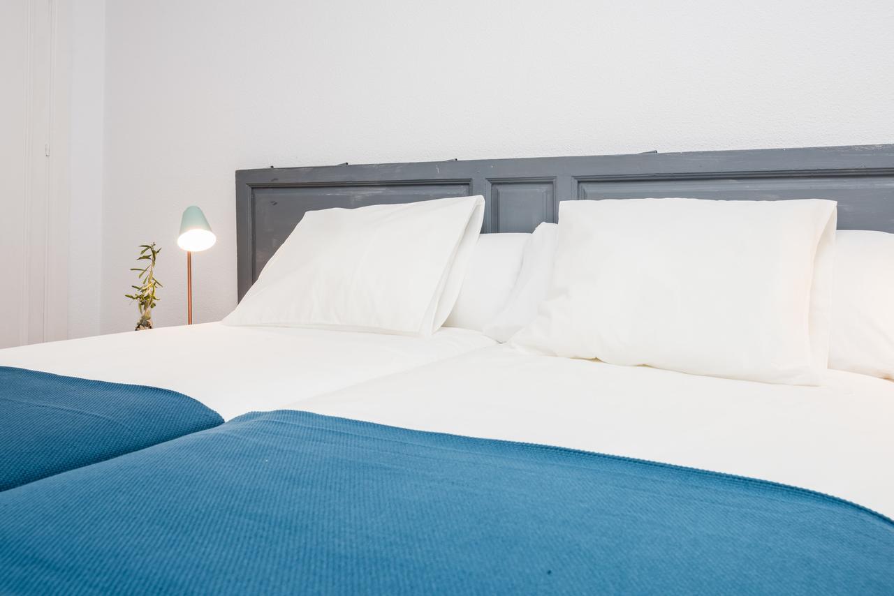 Apartamentos Paseo De La Farola Málaga Buitenkant foto